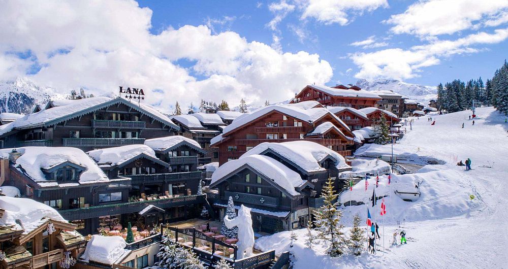 Hotel Le Lana is a luxurious ski-in ski-out retreat blending Savoyard charm with 5-star amenities. Photo: Hotel Le Lana. - image_0
